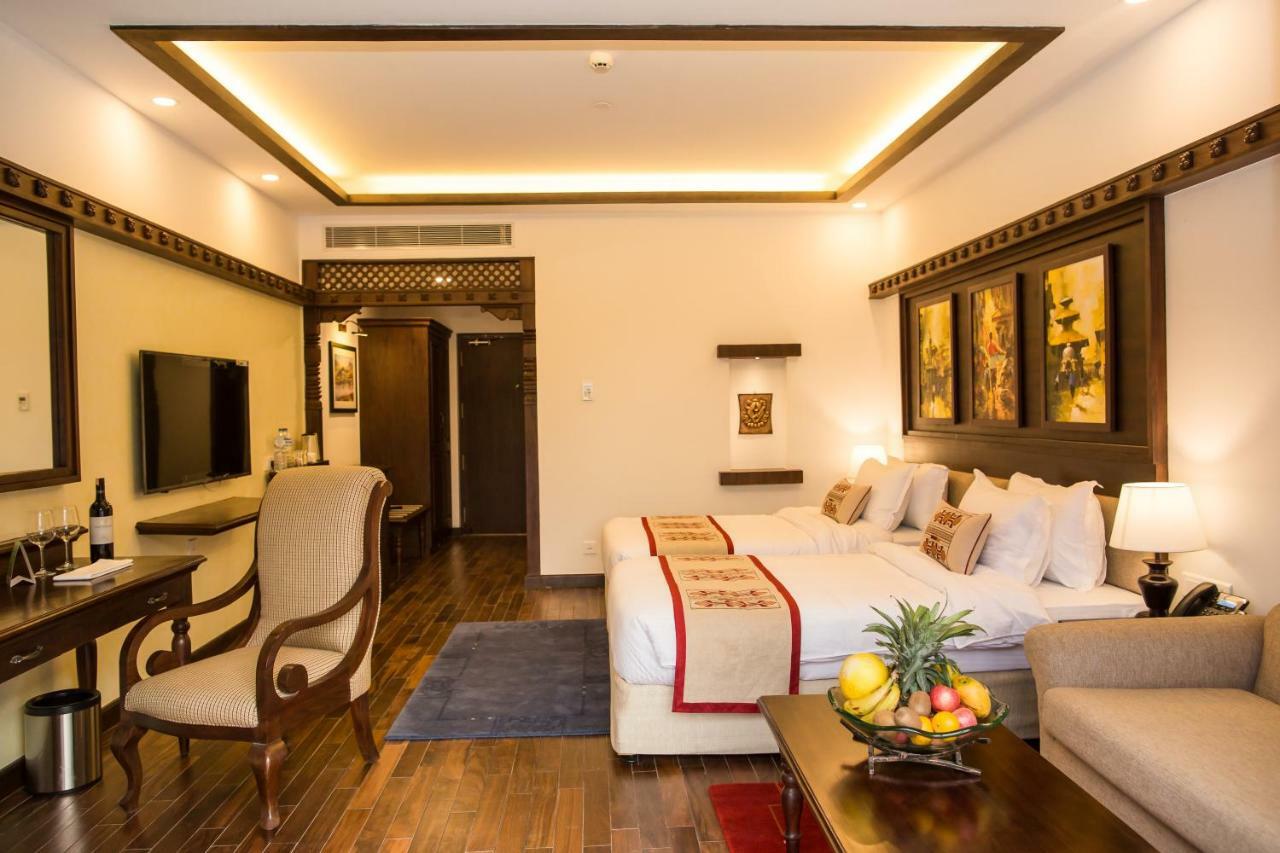 จันทราคีรี ฮิลล์ รีสอร์ต Hotel Thankot ภายนอก รูปภาพ