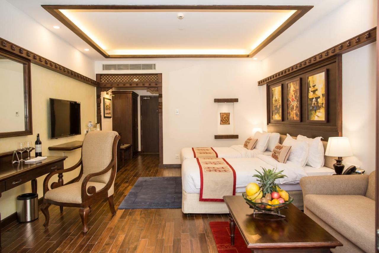 จันทราคีรี ฮิลล์ รีสอร์ต Hotel Thankot ภายนอก รูปภาพ